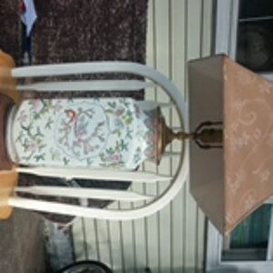 A pair of Oriental table lamps